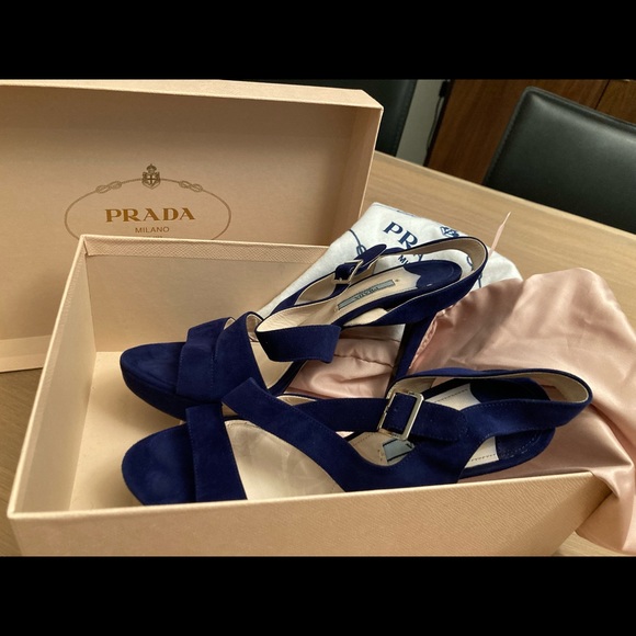 Gorgeous Suede Prada Heels - Picture 8 of 14